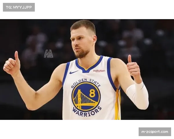 波尔津吉斯开始3对3对抗训练,有望迎来勇士首秀 波尔津吉斯开始3对3对抗训练,有望迎来勇士首秀